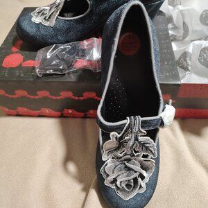 Chocolaticas® Mid Heels Black Tudor Women's Mary Jane Pump